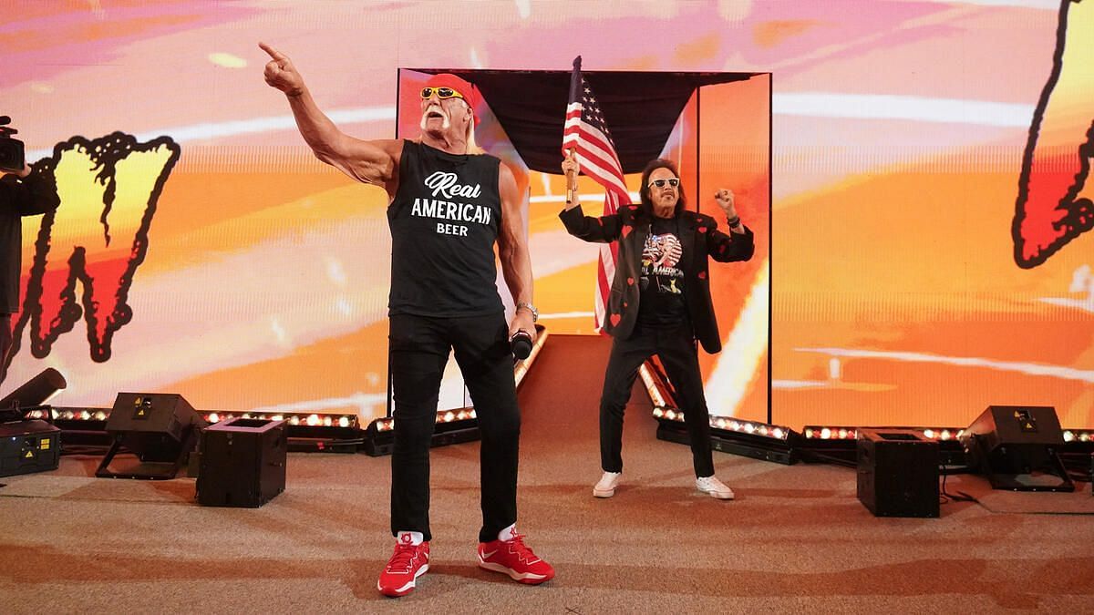 WWE.com)